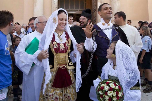 Italian Wedding Traditions