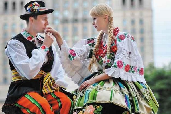 Polish Wedding Traditions