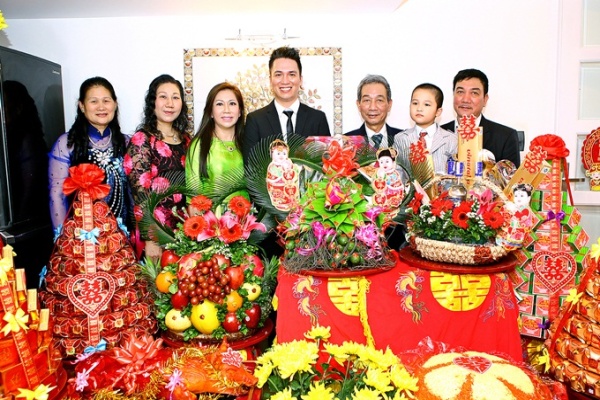 Vietnam Wedding Tradition